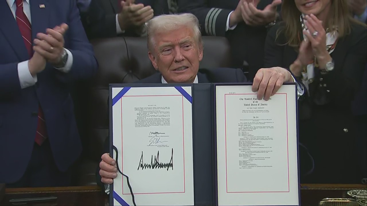 FULL VIDEO: President Trump signs bill, ending government shutdown