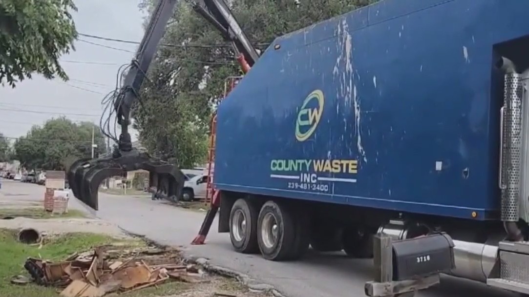 Houston finally clearing months-old debris piles in neighborhoods