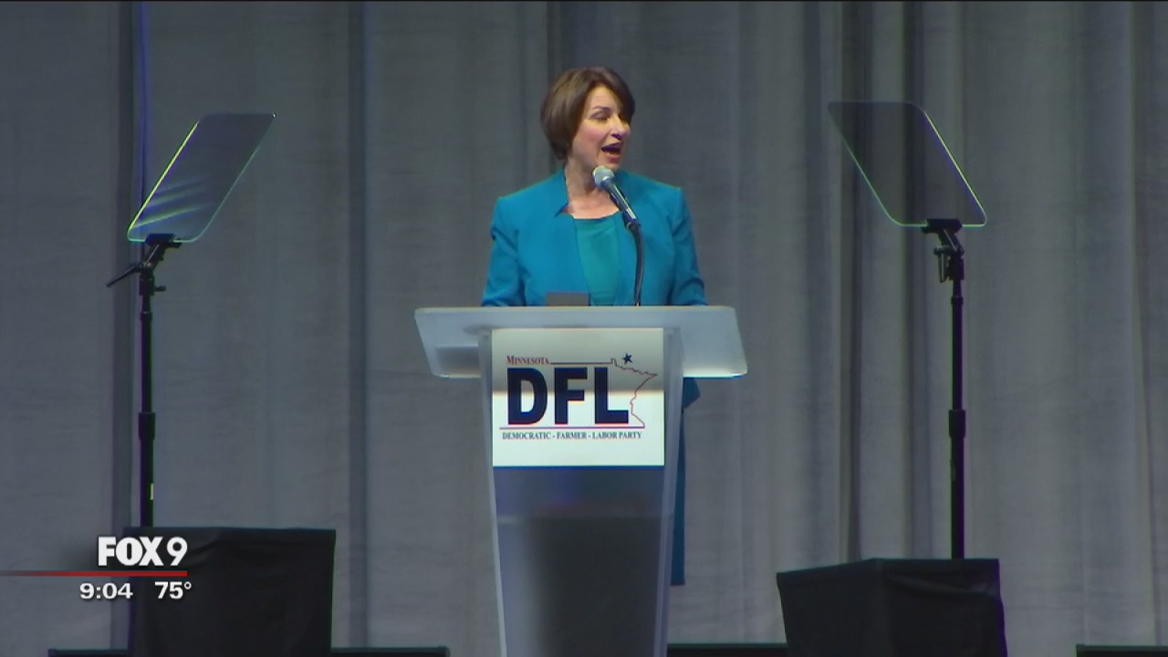 Klobuchar, Smith receive DFL endorsement at convention
