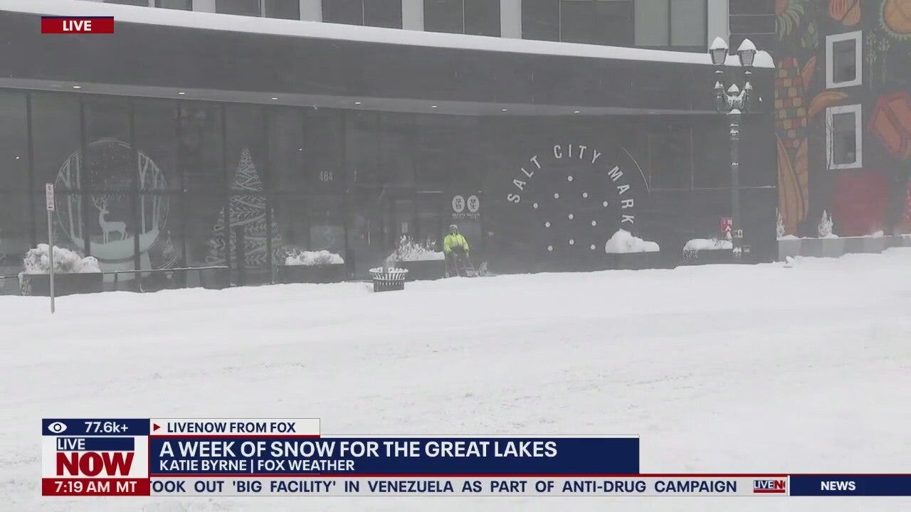 Heavy snow pounds Syracuse