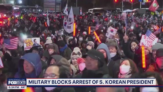 Military blocks arrest of South Korean president