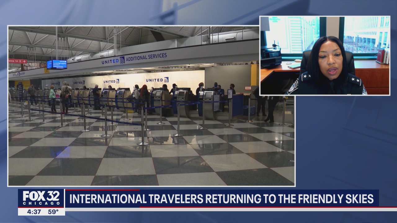International travelers returning to Chicago