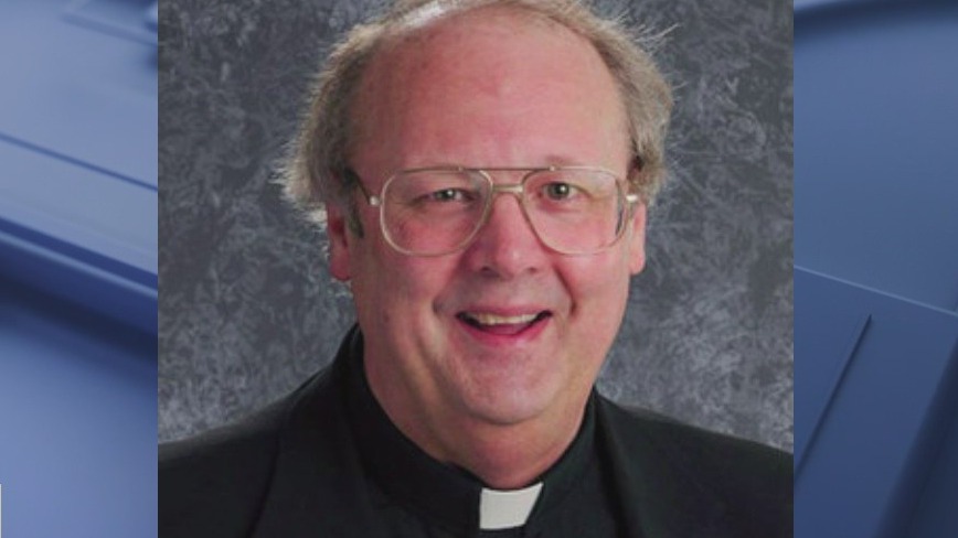 Lake Zurich priest accused of sexual assault for the 3rd time