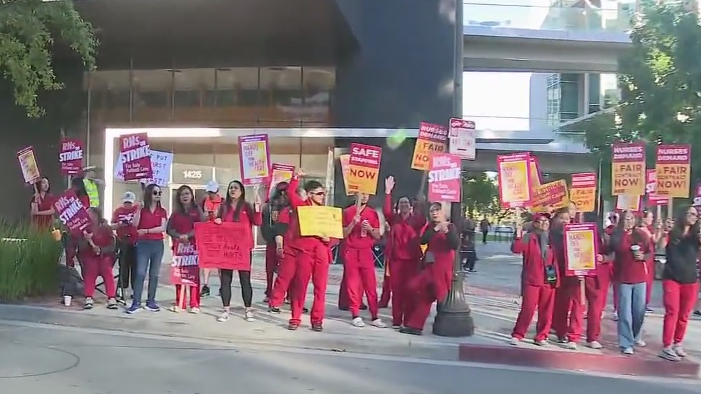 USC Keck nurses begin 24-hour strike