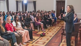 Illinois student skips senior Homecoming to meet with VP Harris