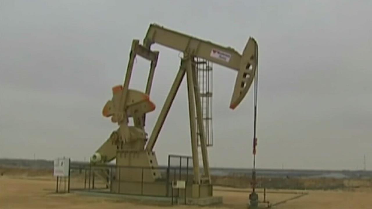 President Biden calls on U.S. oil refiners to producers more gasoline, diesel