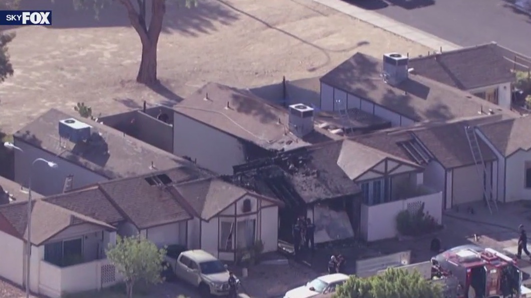 1 person burned in Chandler townhouse fire | FOX 10 Phoenix