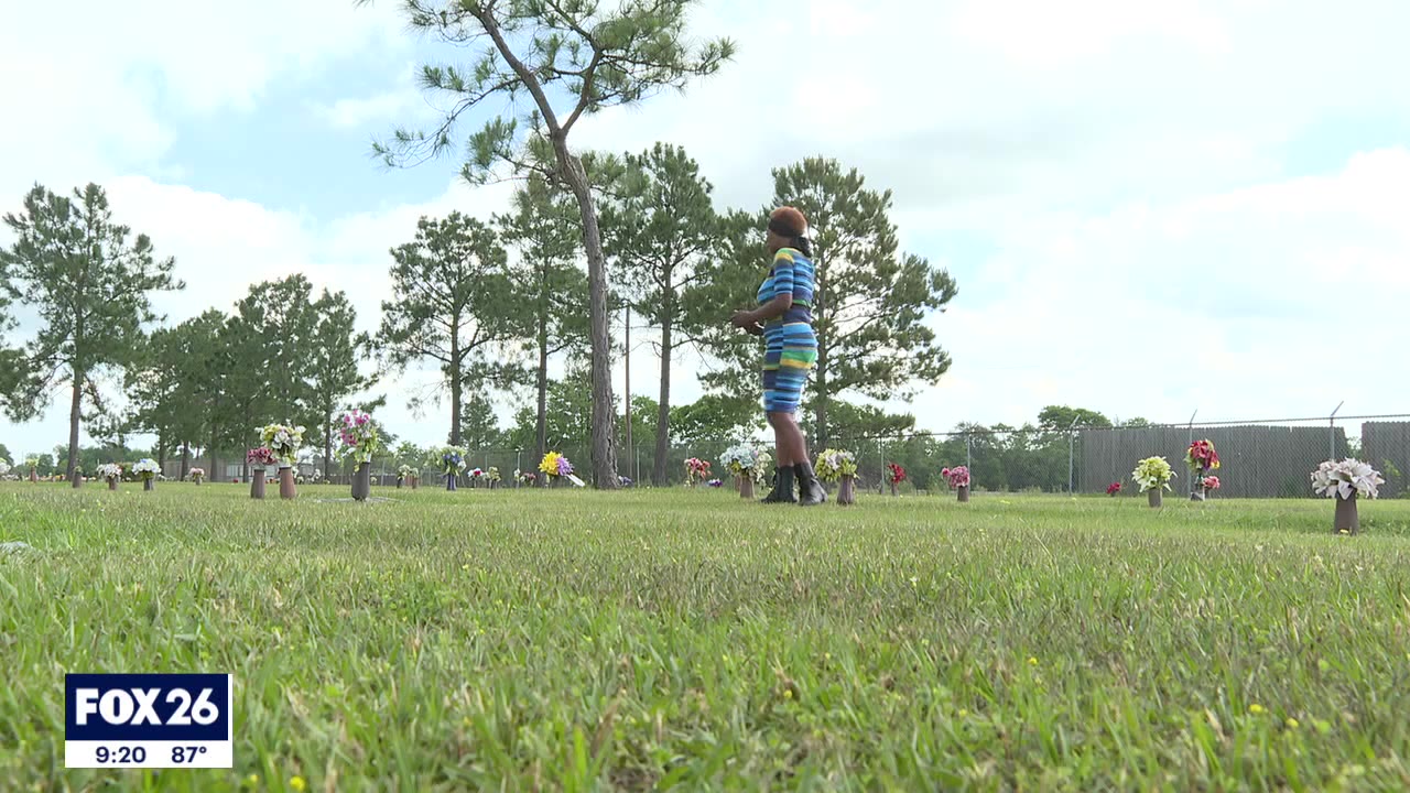 Houston families waiting years for their loved one?s grave markers