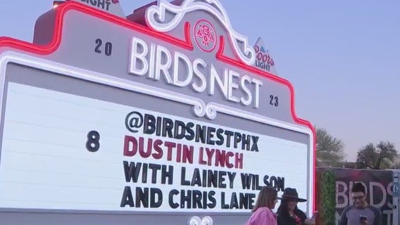Inside night 1 of the WM Phoenix Open's Birds Nest