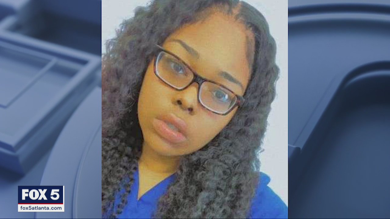 Medical assistant on the run after attempting to smuggle drugs into ...