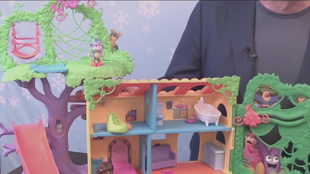 Unwrapping the season’s hottest toys with “The Toy Guy”