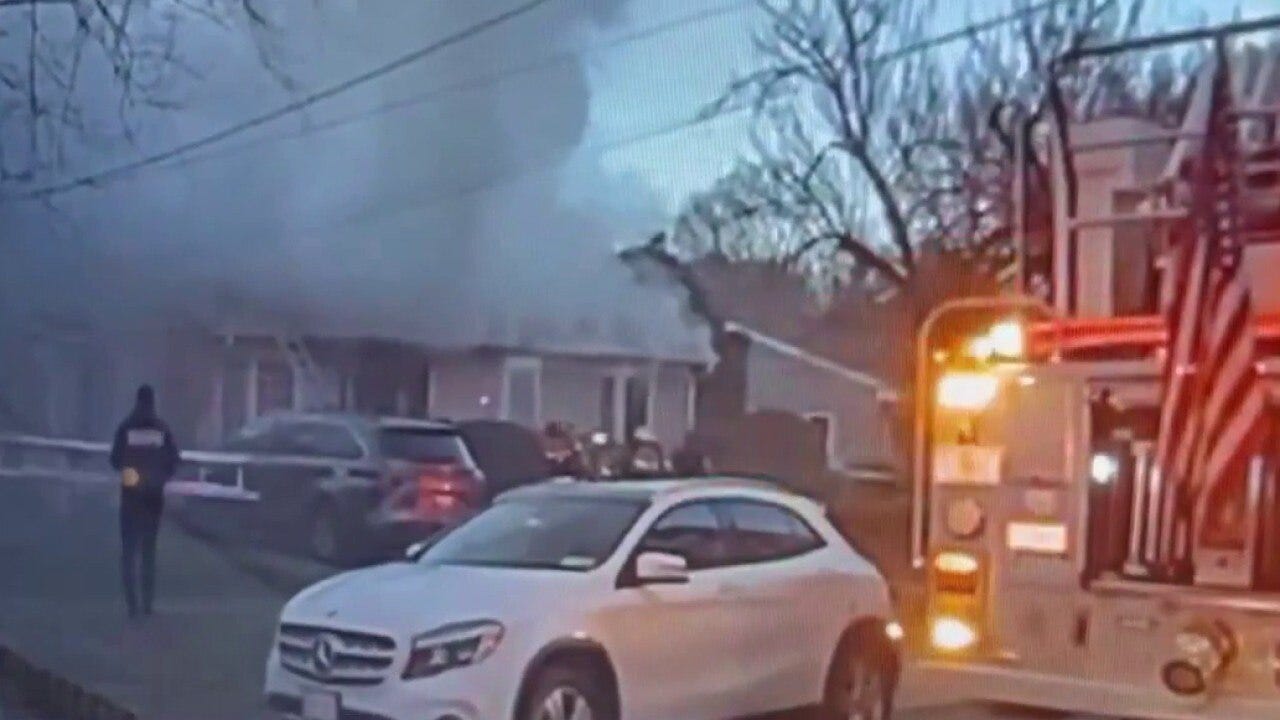 Christmas tree fire injures 5