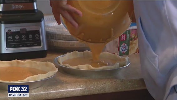 How to cut Thanksgiving kitchen chaos with expert chef tips