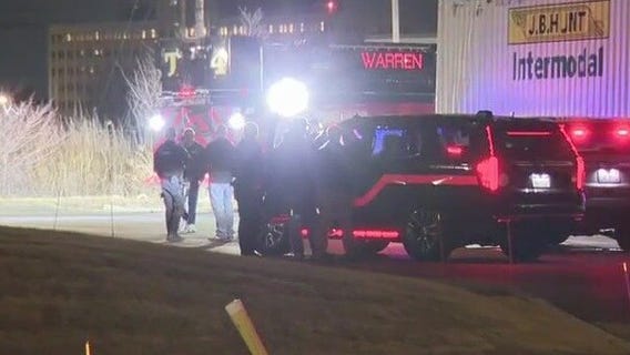 Active scene in Warren after officer involved shooting near 11 Mile