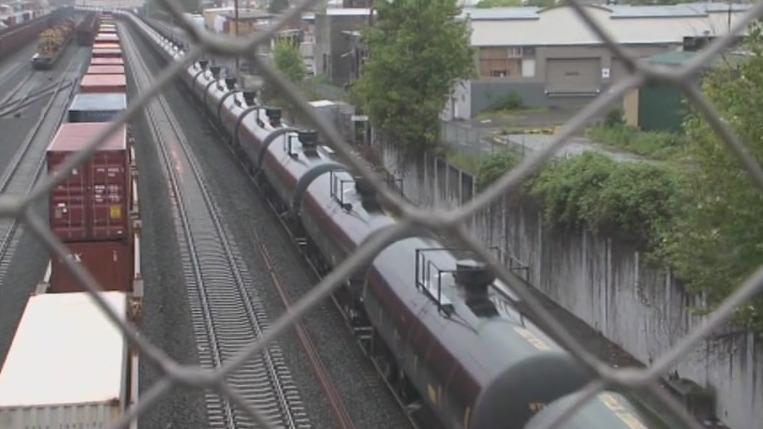 Upcoming labor strike forces Amtrak to cancel long distance service