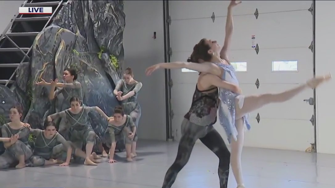 'BareFace' to debut this weekend at Harris Theater