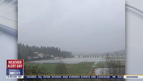 Carnation, WA resident describes using a kayak to evacuate his home from flooding