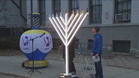 Chicago-area menorah lighting calls for release of hostages held by Hamas