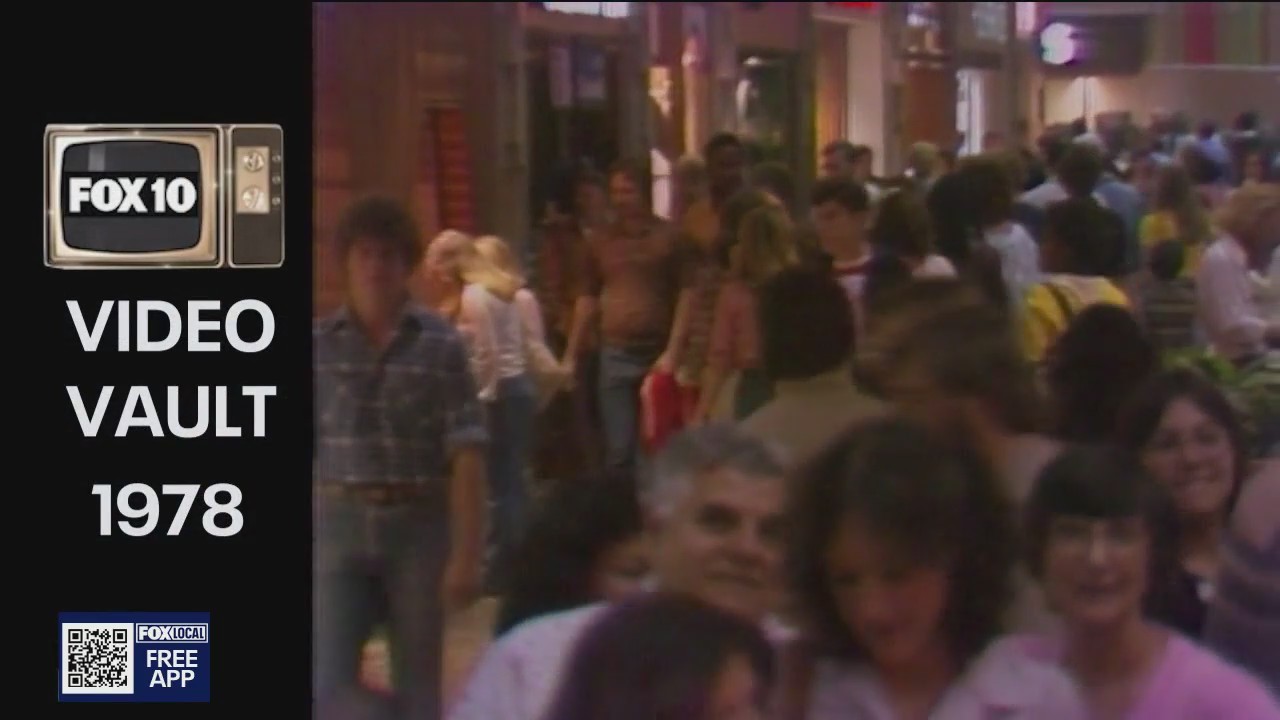 Buyers hit the malls on Black Friday | Video Vault