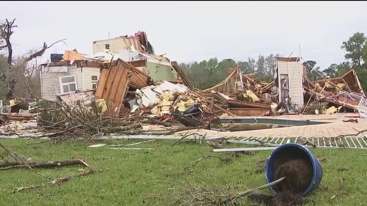 EF2 tornado leaves path of destruction in Seminole County | FOX 35 Orlando