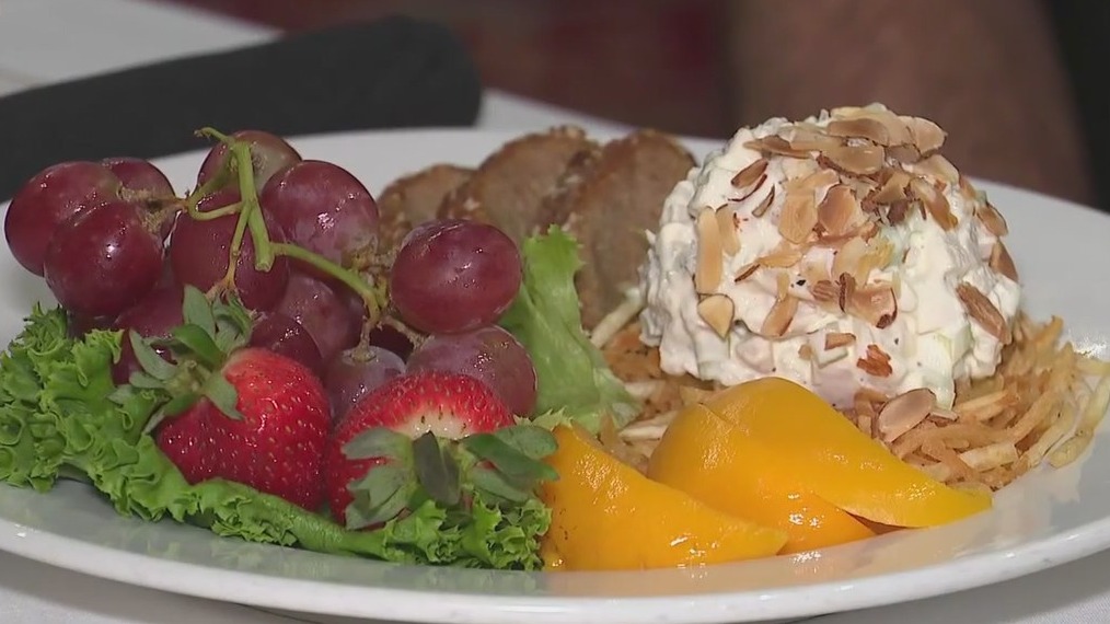 Chicago's iconic Walnut Room celebrates 118 years of unforgettable dining