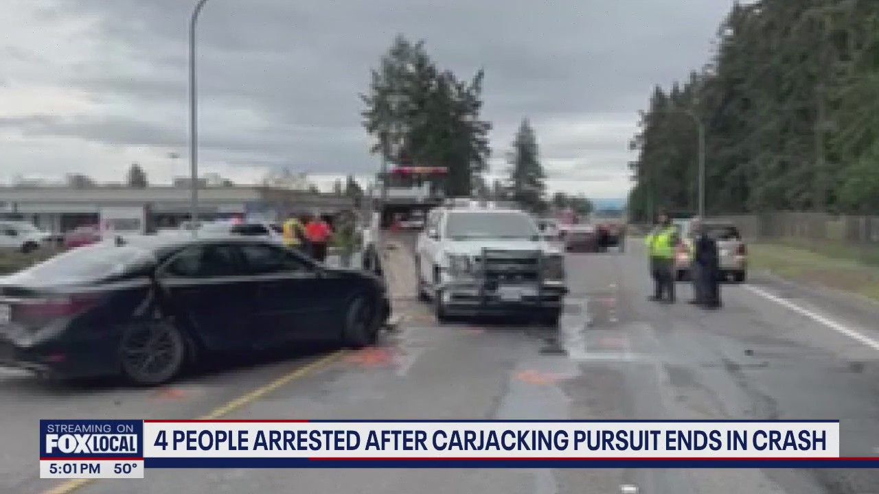 4 arrested following car jacking, chase, crash in Spanaway, WA