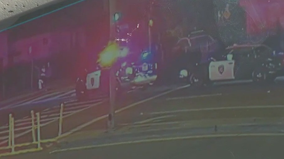 Bicyclist injured in hit and run in Oakland