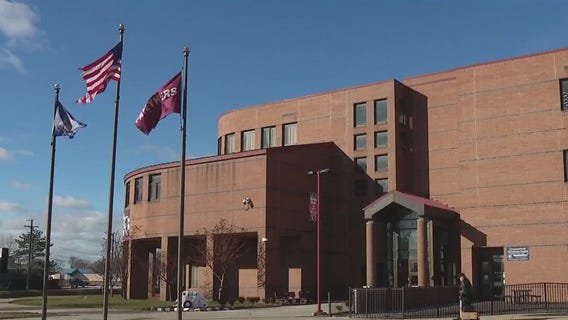 Threat shuts down classes in River Rouge