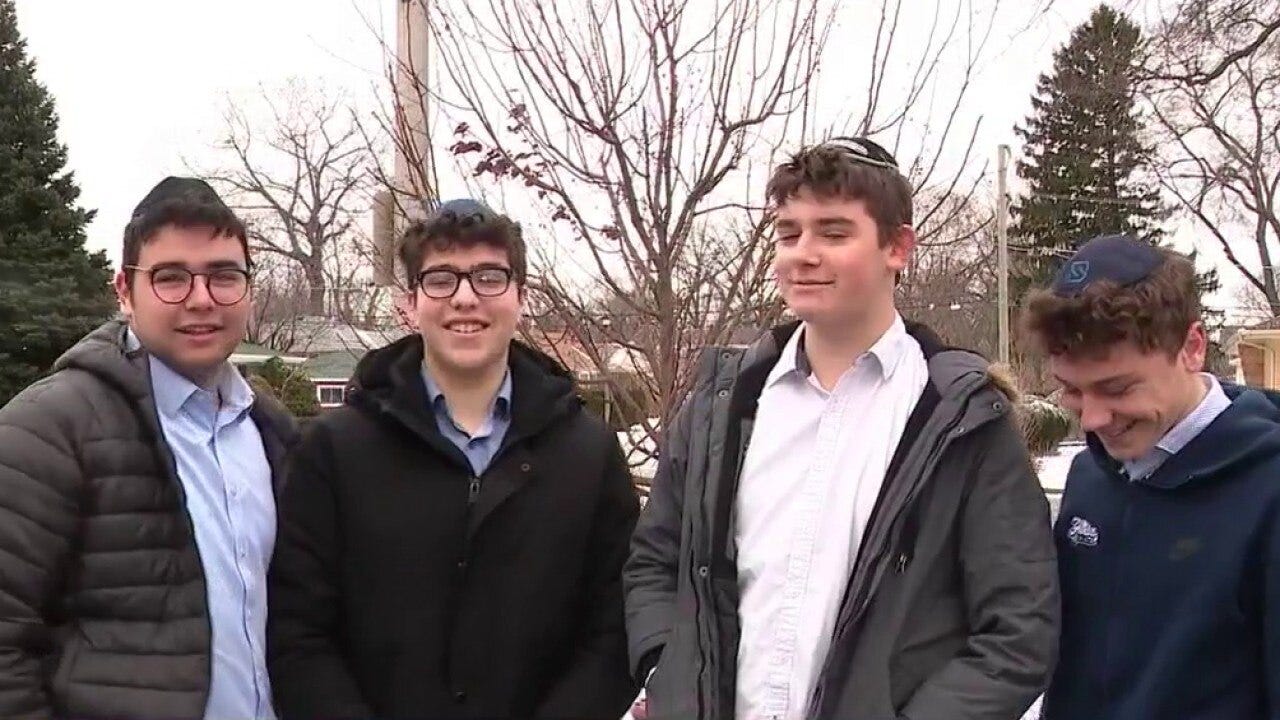 Winter roars back after springlike weekend in Chicago: 'I was not happy'