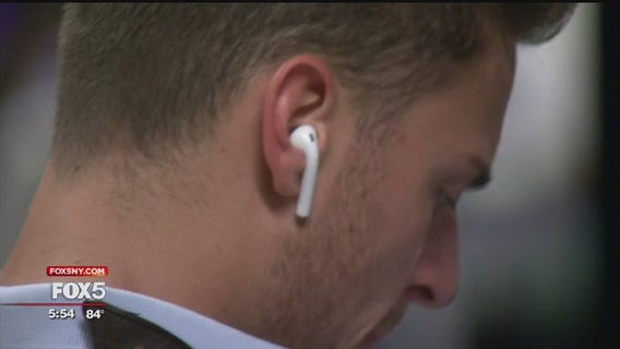 MTA says its tired of retrieving AirPods from subway tracks