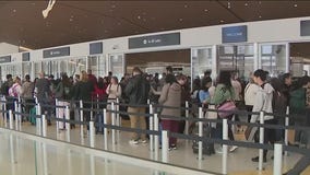 U.S. holiday travel season gets underway