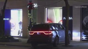 Gold Coast shooting hospitalizes Chicago police officer