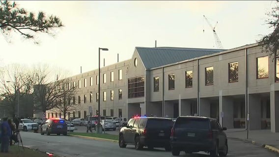 Parents frustrated with lack of communication after fatal shooting at Bellaire HS