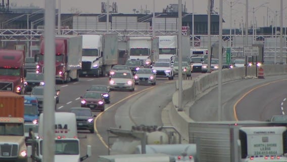 Holiday travel tips: When you should avoid the roads