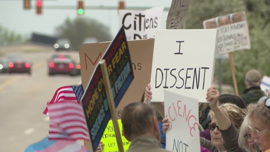 Thousand rally against President Trump in nationwide May Day protests