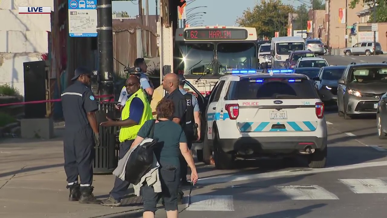 CTA worker hospitalized after being shot in Archer Heights | FOX 32 Chicago