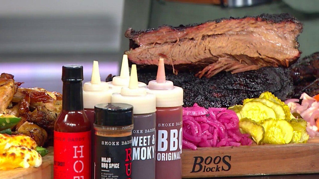 Smoke Daddy shows off delicious BBQ ahead of Bears game
