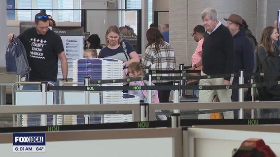 Texans brace for record-breaking airport traffic