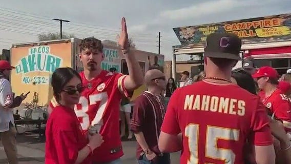 Kansas City Chiefs, Eagles fans show out in Scottsdale