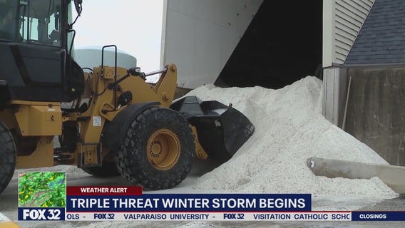 Illinois, Indiana officials warn of rough commute as winter storm bears down on area