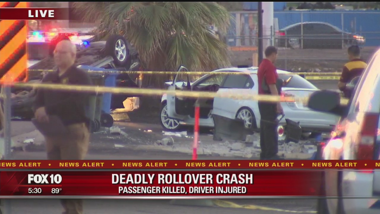 Deadly rollover crash closes I-17 exit in Phoenix | FOX 10 Phoenix
