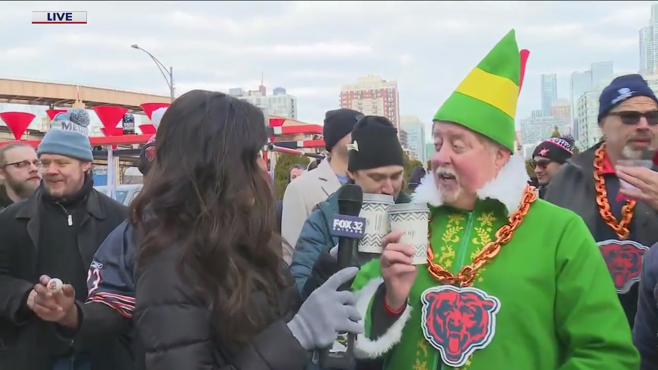 Bears Game Day Live: Buddy the Elf joins Tina Nguyen from the South Loop tailgate?