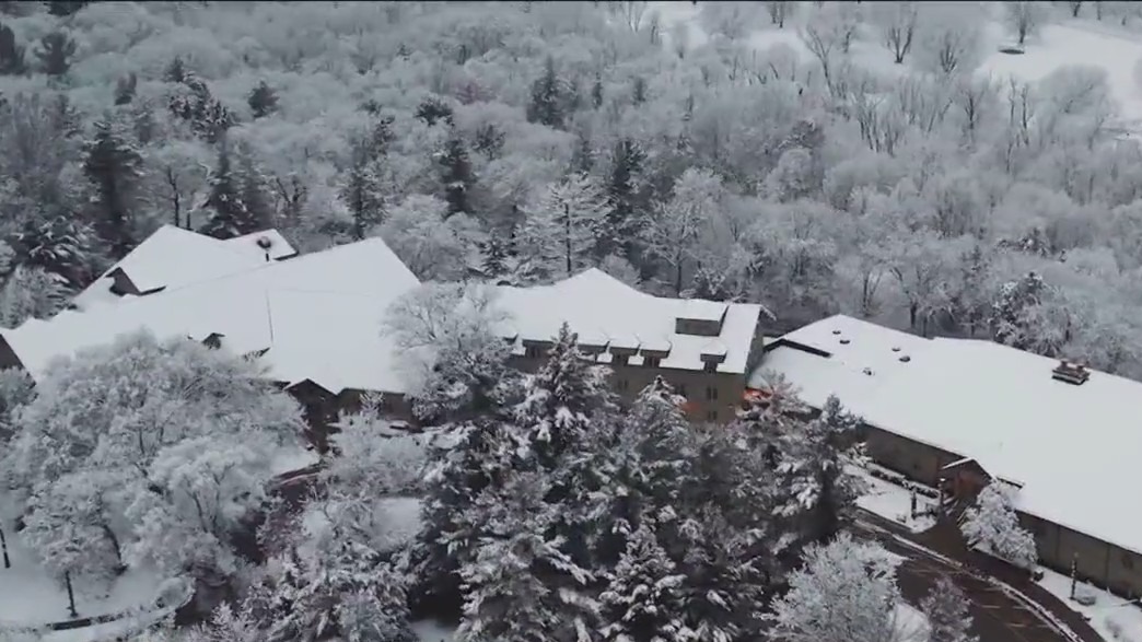 Top Valentine's Day getaways across Illinois