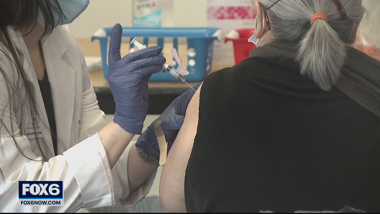 Hayat Pharmacy offers multiple walk-in COVID-19 vaccine clinics