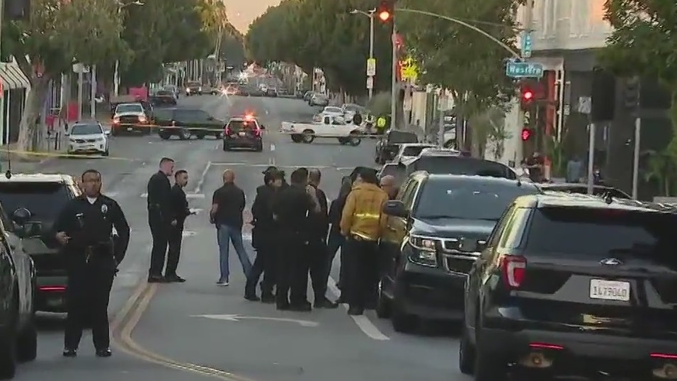 Armed man barricades himself inside Metro bus