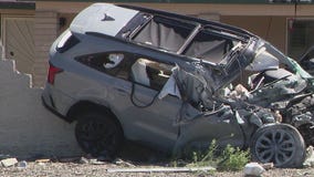 Woman killed, man hurt in Mesa crash