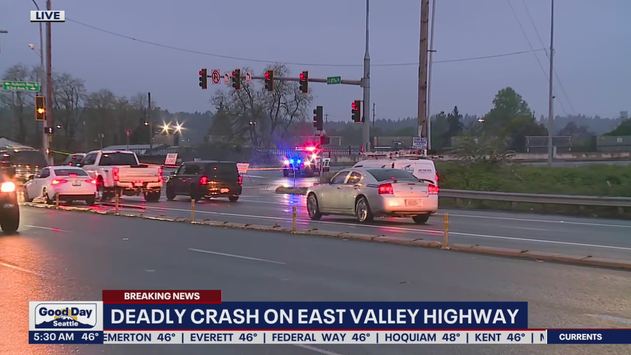 Deadly crash on East Valley Highway