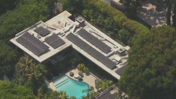 4 teens arrested for Brad Pitt's home burglary