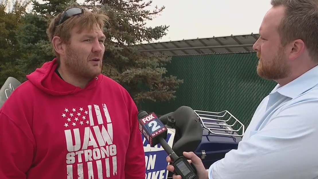 UAW sends message with strike walk-out at Ford truck plant in Kentucky