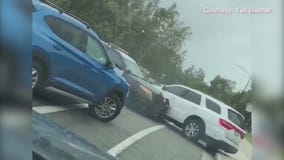 Carjacking suspect crashes into cars in Burbank